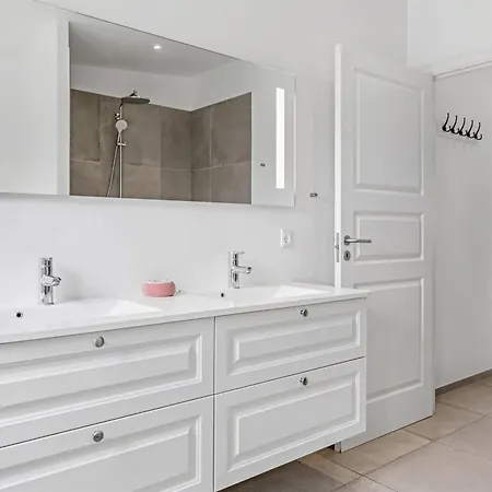 Holiday home Vinni - 25km From The Sea By Interhome